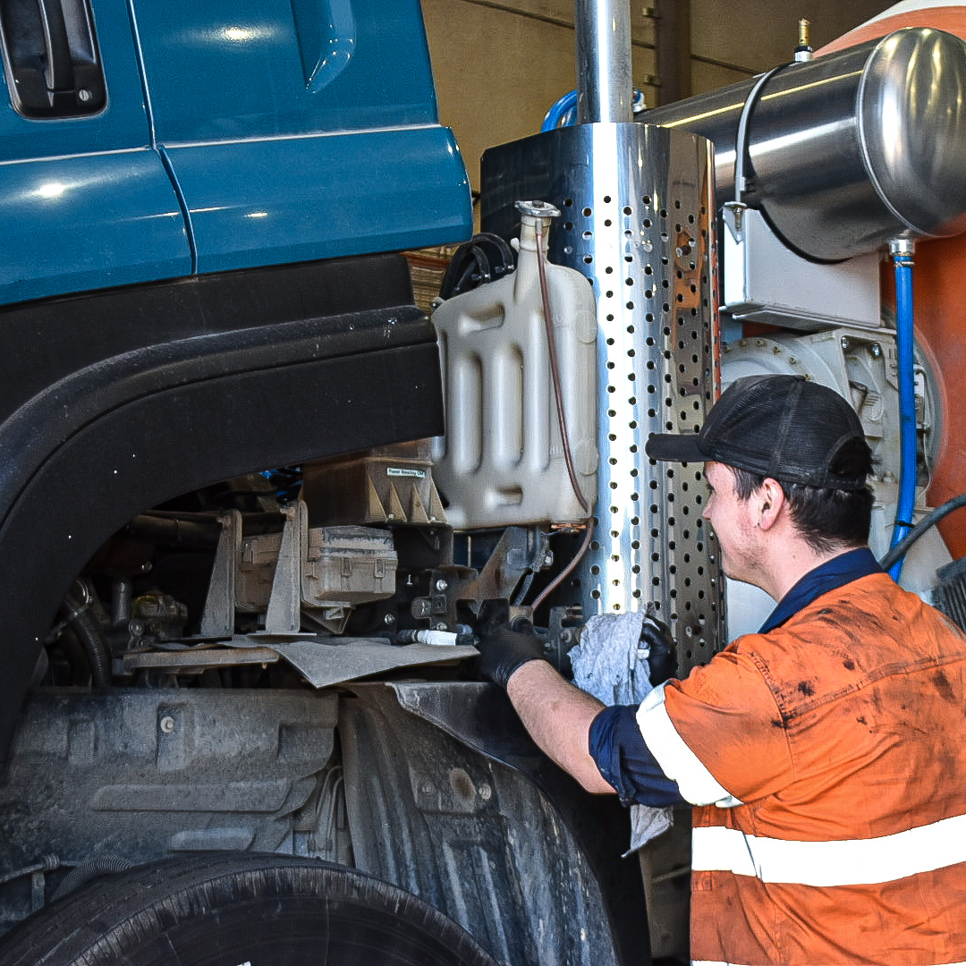 CPR Truck and Trailer Repairs heavy vehicle mechanic performing servicing and maintenance on a truck.